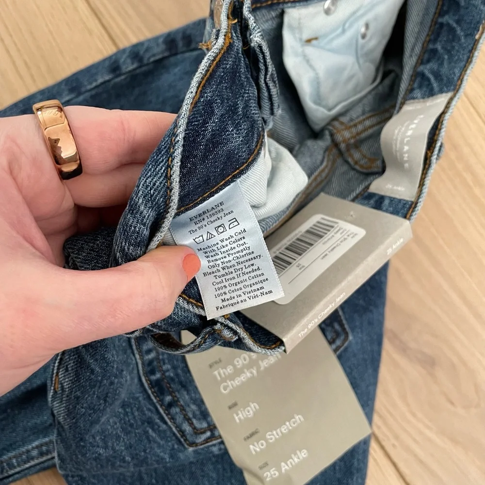 Everlane 90’s cheeky jeans